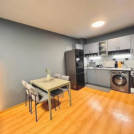 Appartement Heart Of City, Steps To