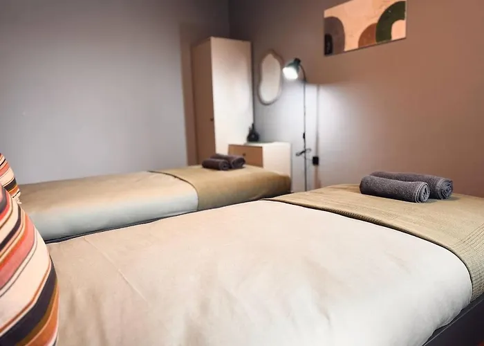 Heart Of City, Steps To *