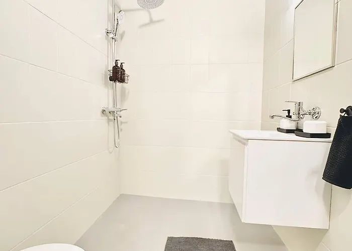 Heart Of City, Steps To *