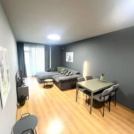 Heart Of City, Steps To * Burgas