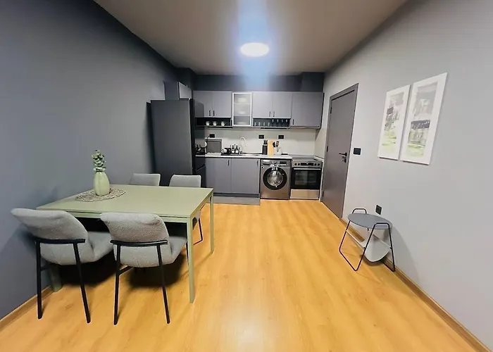 Heart Of City, Steps To *